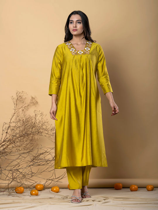 readiprintfashions/images/1984519/1.jpg