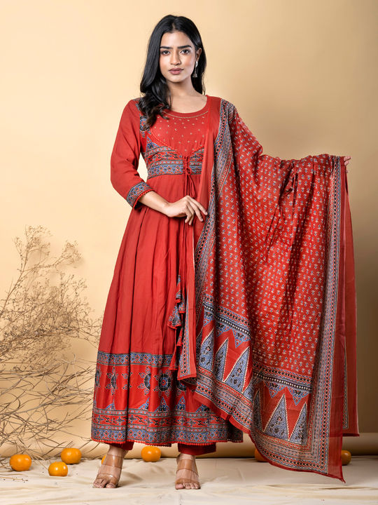 readiprintfashions/images/1984540/1.jpg