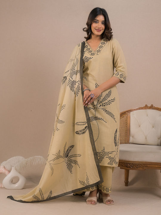 readiprintfashions/images/2001219/1.jpg