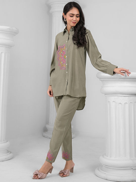 readiprintfashions/images/2002890/4.jpg