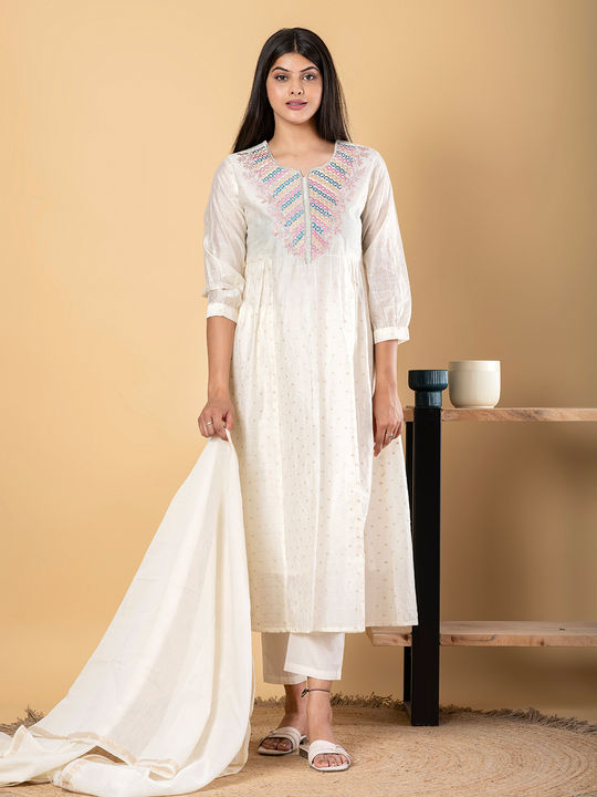 readiprintfashions/images/2004231/4.jpg
