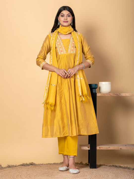 readiprintfashions/images/2004243/3.jpg