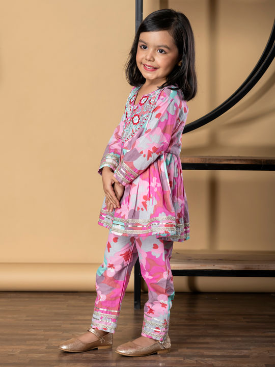 readiprintfashions/images/2005459/4.jpg