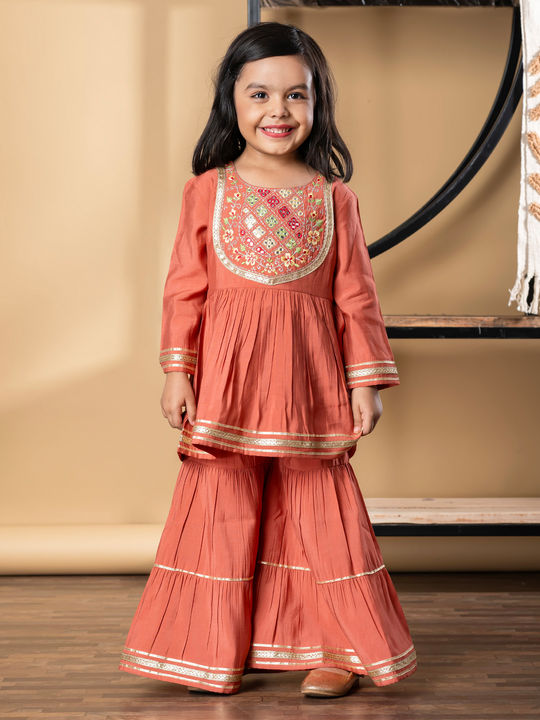 readiprintfashions/images/2005469/1.jpg
