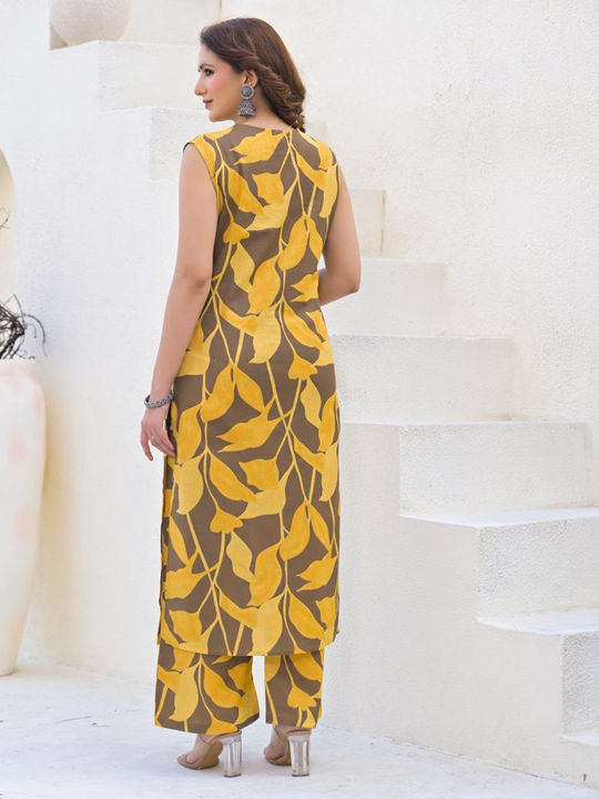 readiprintfashions/images/2007123/8.jpg