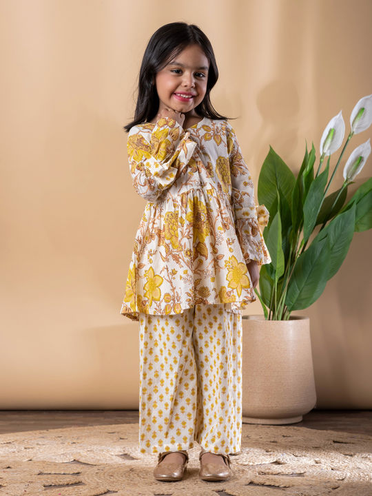 readiprintfashions/images/2011529/4.jpg