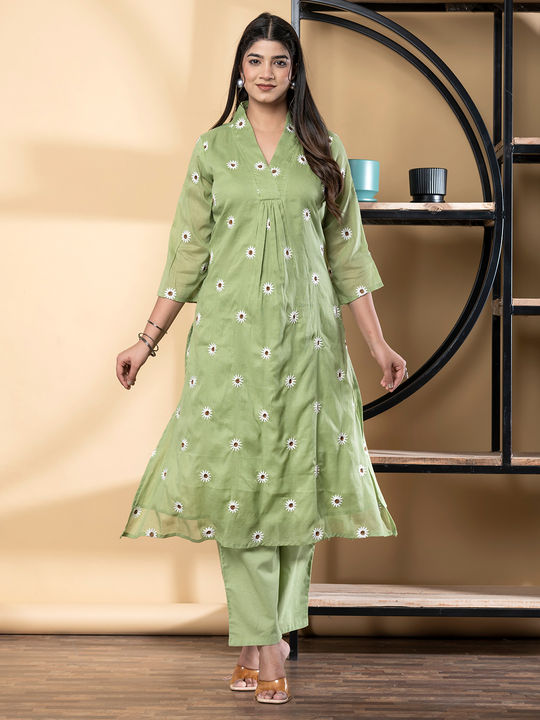 readiprintfashions/images/2012434/4.jpg