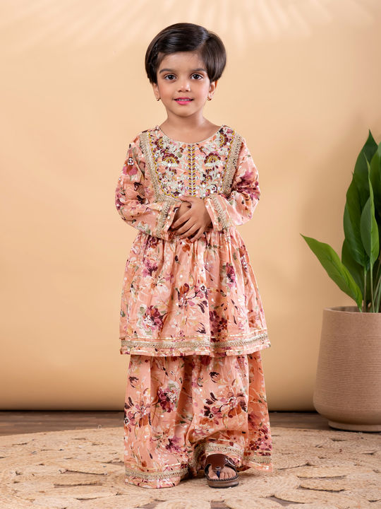 readiprintfashions/images/2014169/1.jpg