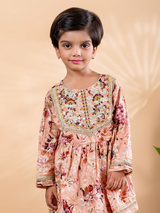 readiprintfashions/images/2014169/2.jpg