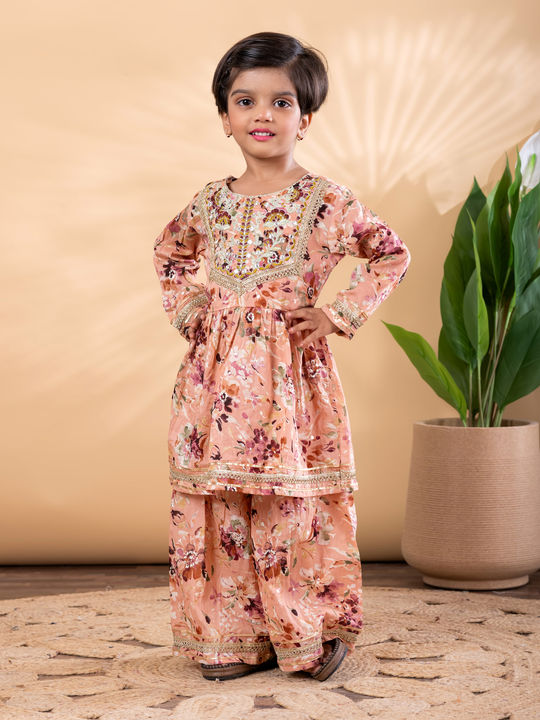readiprintfashions/images/2014169/4.jpg