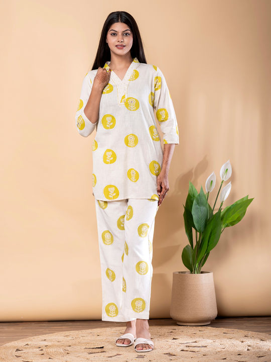 readiprintfashions/images/2016399/1.jpg